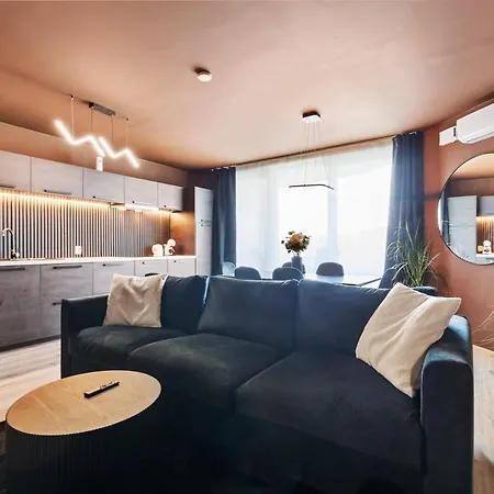 Lam Chocolate - Ac - Skyview Apartment Bratislava Exterior photo