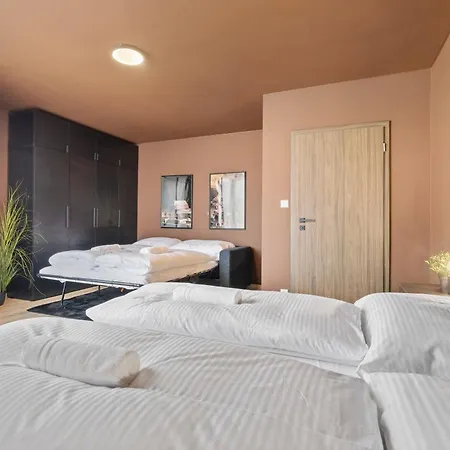 Lam Chocolate - Ac - Skyview Apartment Bratislava Exterior photo