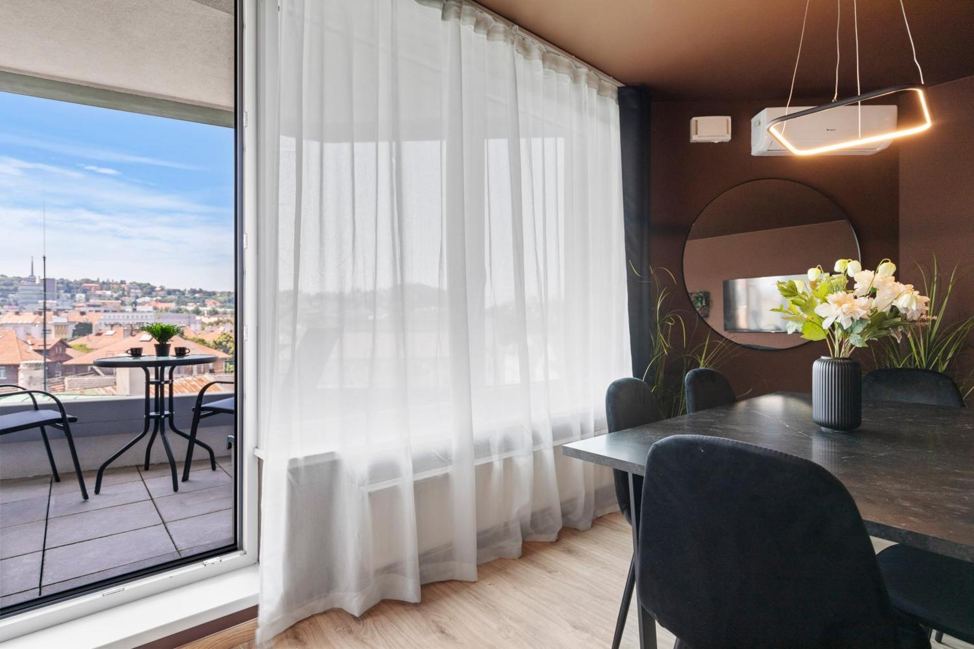 Apartment Lam Chocolate - Ac - Skyview Bratislava